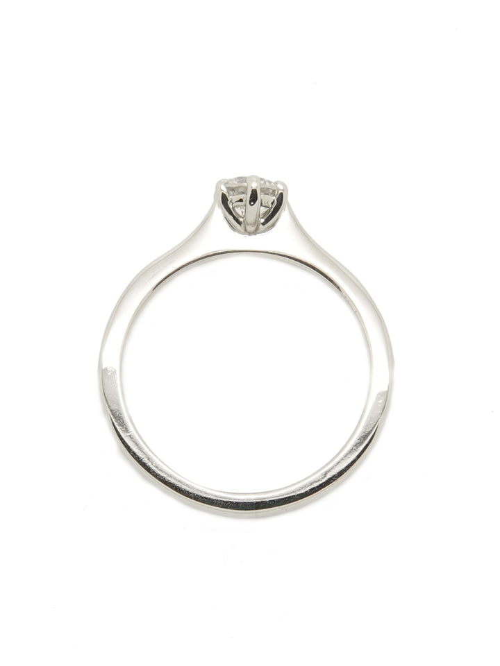 Pre-owned Platinum Diamond Solitaire Ring