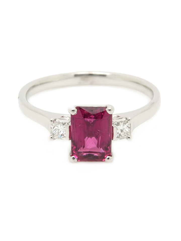 Pre-owned 18ct White Gold Rubelite Tourmaline with 2 Diamonds Ring