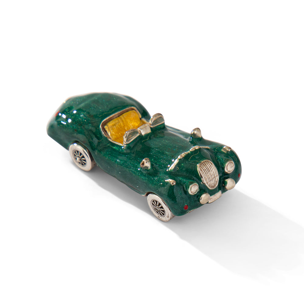 Saturno Silver Jaguar Vintage Car