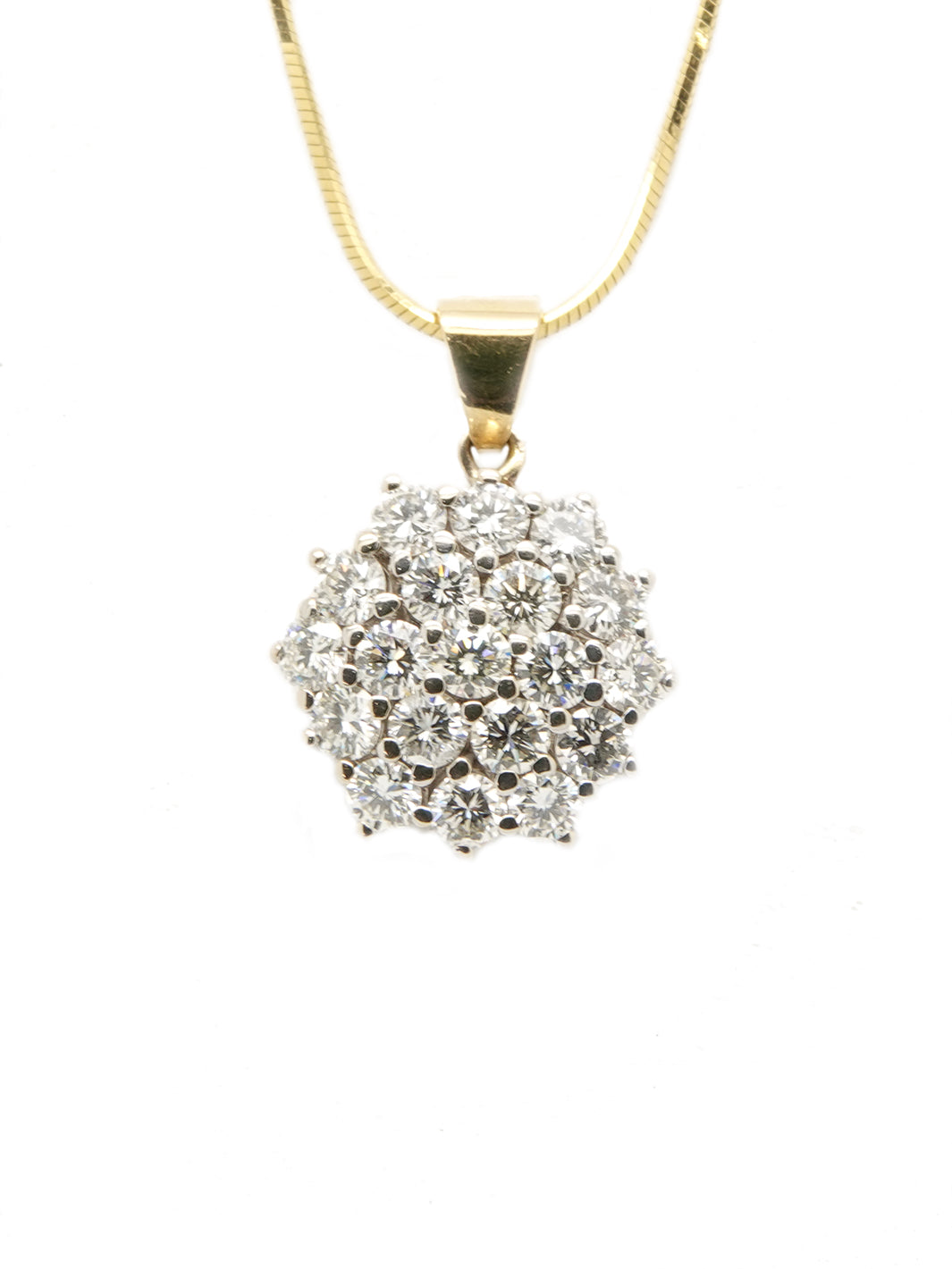 Pre-owned 18ct Yellow Gold Diamond Cluster Pendant on Chain