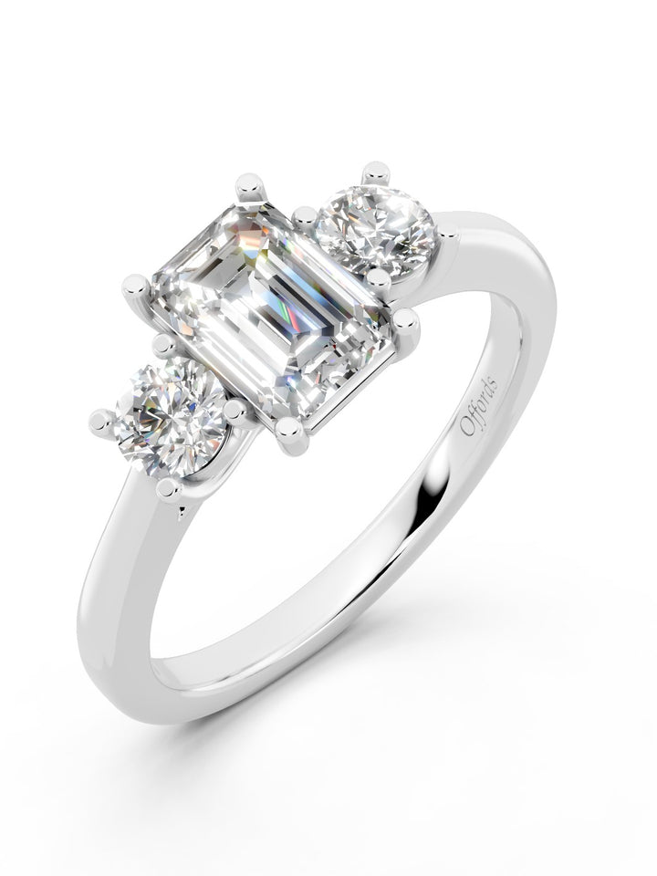 Platinum three stone diamond ring - 1.22ct total