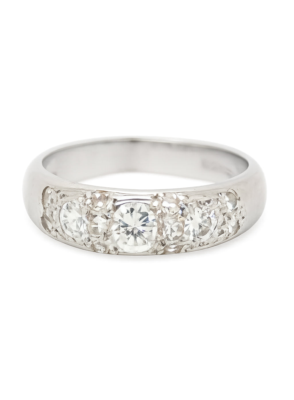 Pre-owned 18ct white gold 13 stone diamond cluster ring
