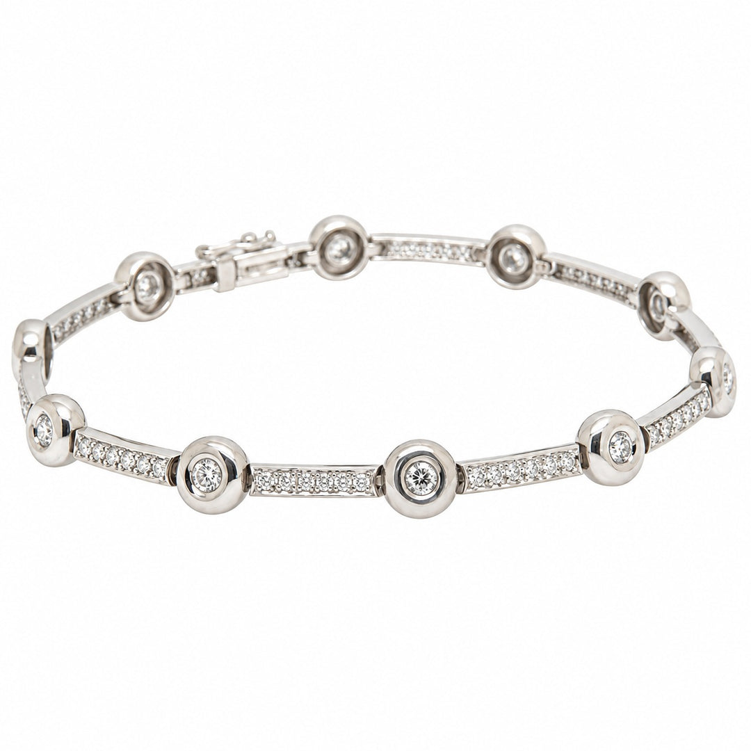 Pre-owned 18ct white gold diamond set bracelet