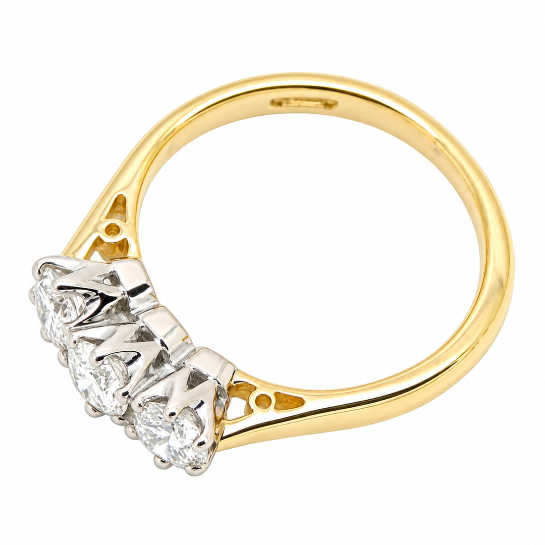 Pre-owned 18ct yellow gold three stone diamond ring